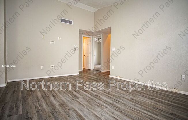 1686 SAINT STEPHEN PL