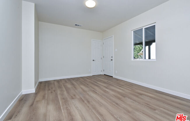 5551 DENNY AVE
