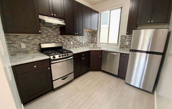 1 bed, 1 bath, 565 sqft, $2,895