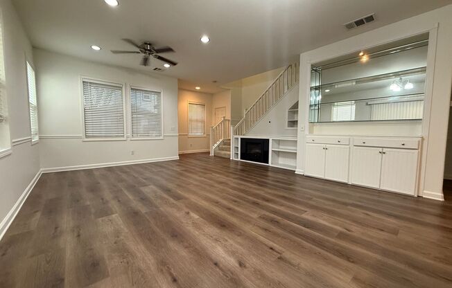 COMING SOON! Spacious 3-Bedroom Townhome for Rent in Valencia's Creekside Community!