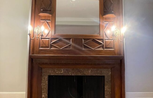 3 beds, 2.5 baths, 2,130 sqft, $3,024, Unit 1200