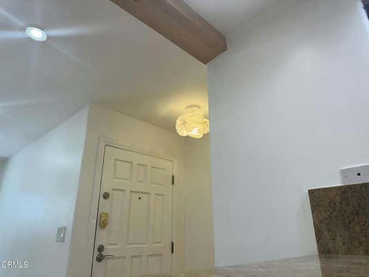 1 bed, 1 bath, 715 sqft, $2,100, Unit 35