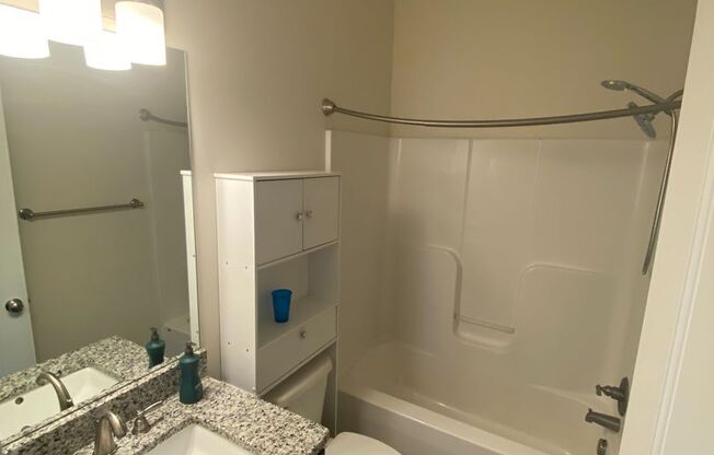 3 beds, 3 baths, 1,574 sqft, $2,450, Unit 1322-B