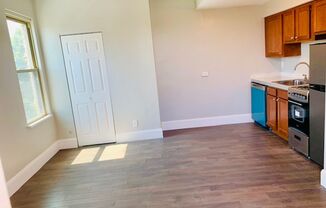 211 S Saint Clair