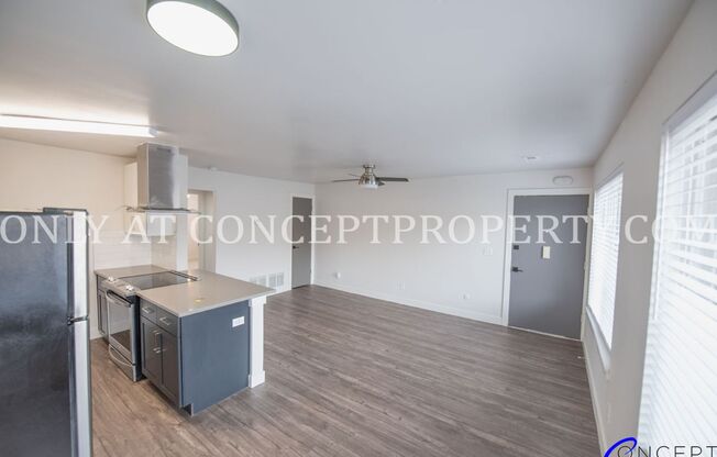 2 beds, 1 bath, 740 sqft, $1,525, Unit 16