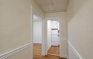 1 bed, 1 bath, $2,475, Unit 3