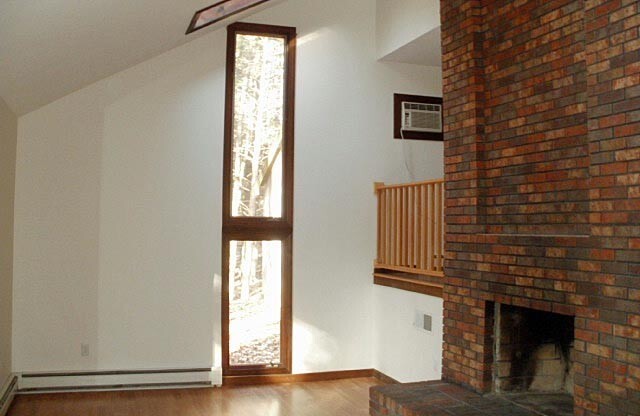 Spacious 3–4 Bedroom Home on Wooded Lot with Scenic Views,Walking Distance to DHS