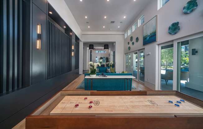 additional photo for property listing at chic digs with room to stretch out in the village 22 car