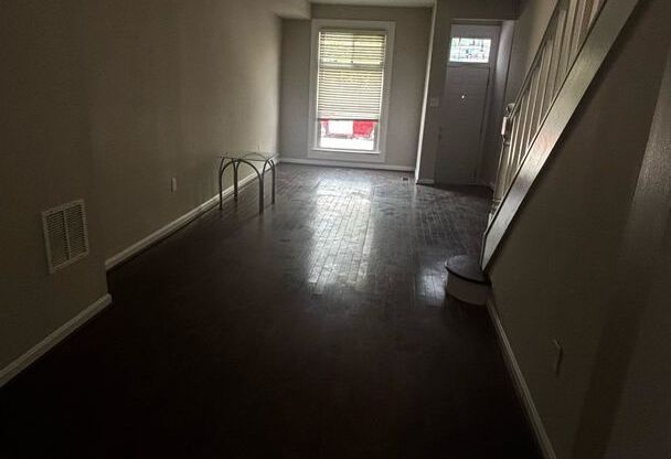 2 Bedroom 1 bathroom with central air townhouse for rent in Baltimore City!