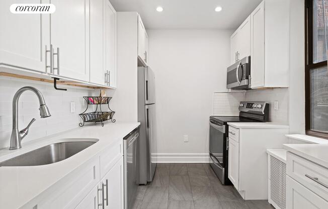 109 20 QUEENS BLVD