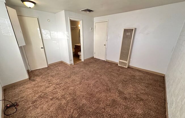 1 bed, 1 bath, 578 sqft, $695, Unit Unit 8