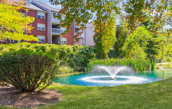 Fountain In Garden at River Oak Apartments, Louisville, 40206