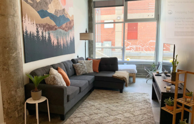 1 bed, 1 bath, 675 sqft, $1,255, Unit 210
