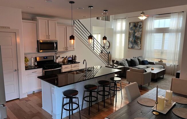 Single Family Home in Heart of S Austin