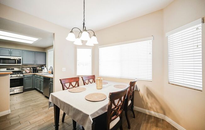 2 beds, 2 baths, $1,700
