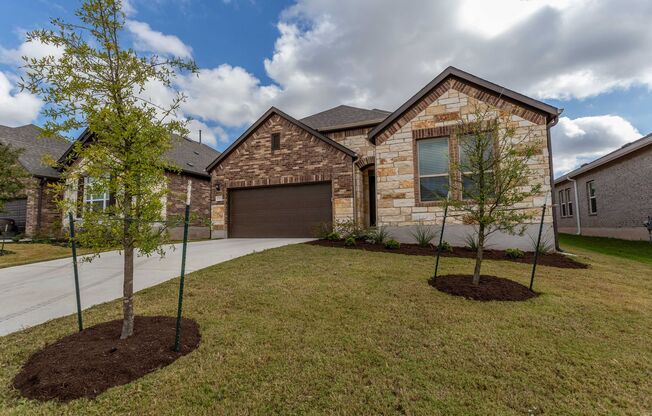Luxurious Newer Construction 3-Bedroom Home in Pflugerville! Available mid-June!