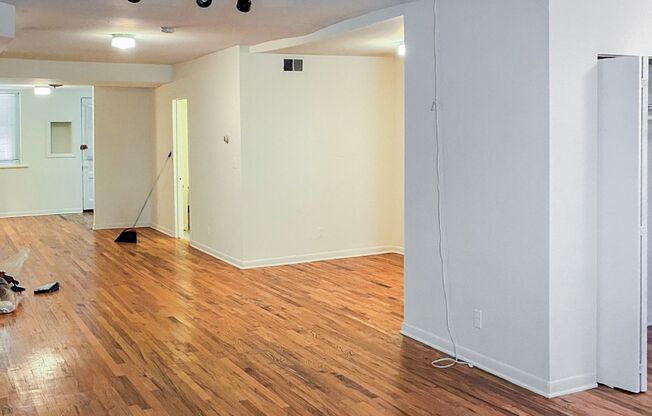 Studio, 1 bath, 925 sqft, $1,850, Unit 2606RA-G