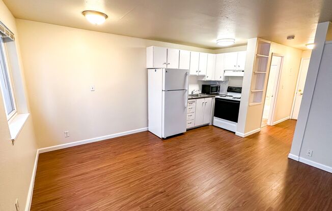 1 bed, 1 bath, 475 sqft, $1,495, Unit 406