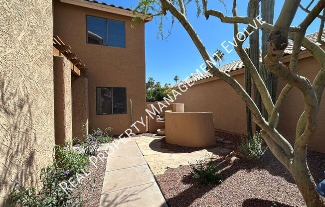 5943 W DRAKE CT