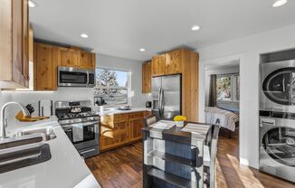 1423 SE Lostine Circle ADU