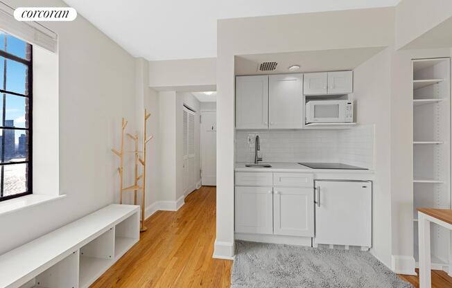 Studio, 1 bath, $2,700, Unit 1801