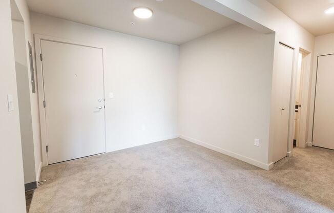 1 bed, 1 bath, 800 sqft, $1,550, Unit N-116