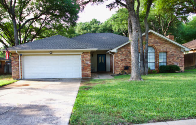 320 HENERETTA DR