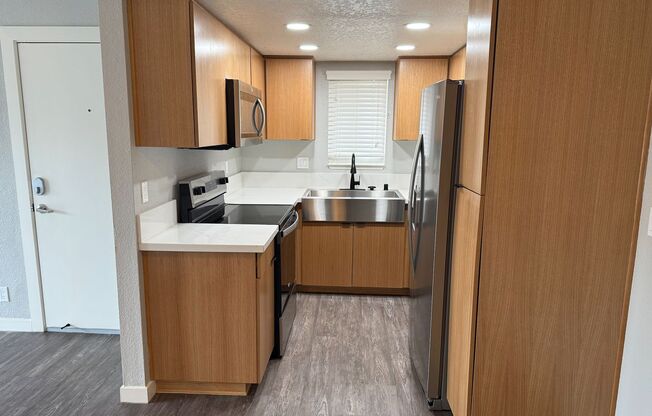 2 beds, 1 bath, 853 sqft, $2,690, Unit 6F