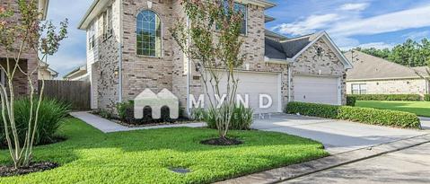 2015 Que Manor Dr
