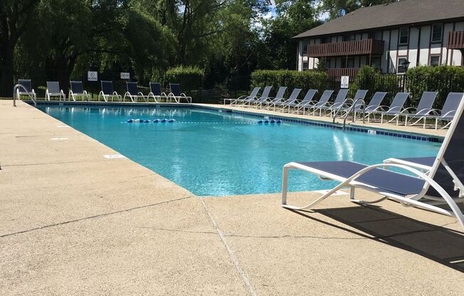 Studio, 1 bath, 551 sqft, $934, Unit F202