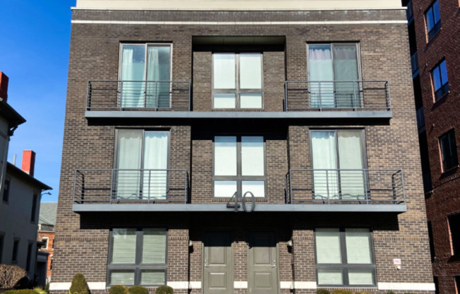 40 West