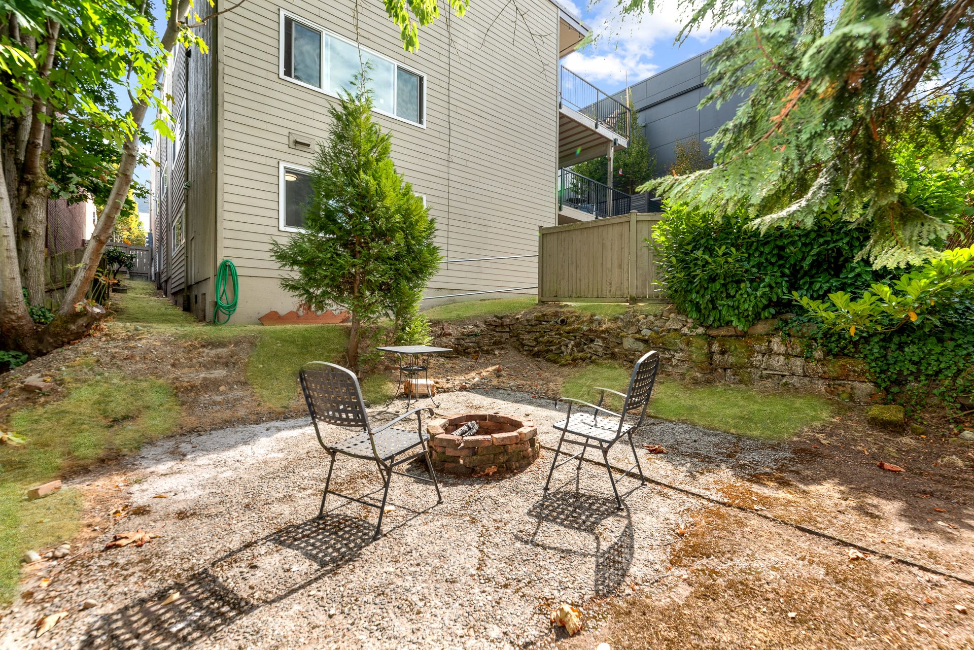 WAY Waytcliff Apartments