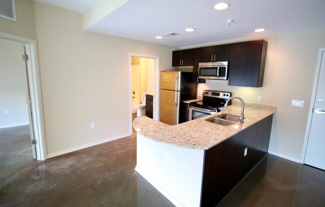 1 bed, 1 bath, 498 sqft, $1,285, Unit APT 102