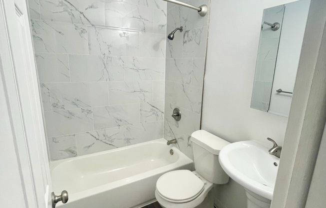 Lakeview Apartments