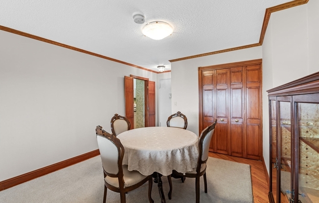 1 bed, 1 bath, 590 sqft, $3,150, Unit 17J
