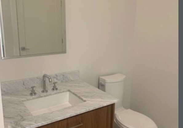 Studio, 1 bath, 445 sqft, $2,650, Unit 208