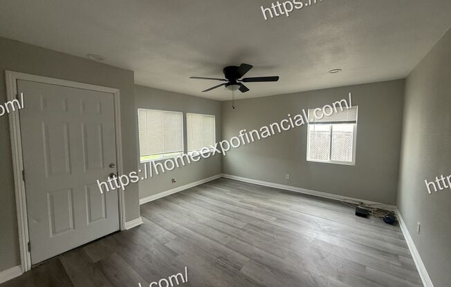 3 beds, 1 bath, $2,195