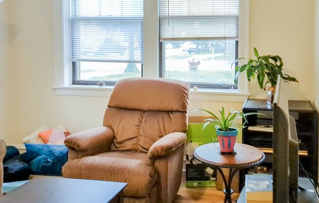 1 bed, 1 bath, 651 sqft, $1,635, Unit 4500-G