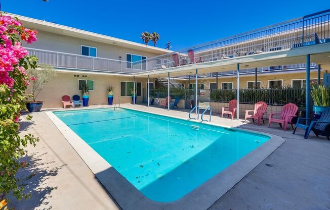 Apartment Building near SoFi with Pool, Covered Parking and Gym