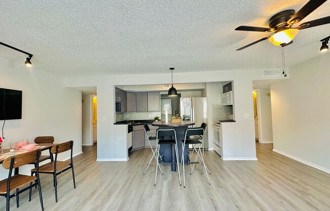Newly Renovated 4BR/2BA Near UF - Resort-Style Amenities + Prime Location!