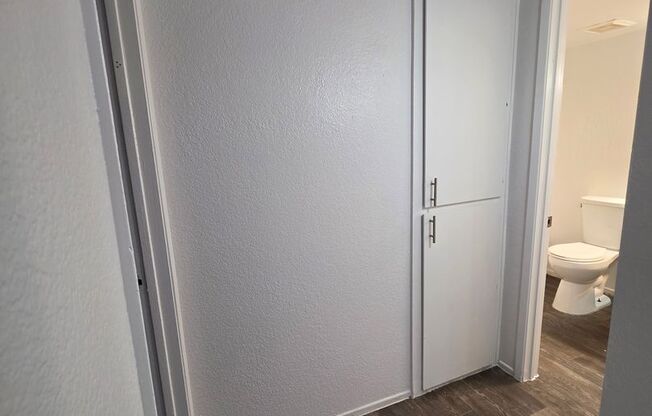 2 beds, 2 baths, 822 sqft, $1,099, Unit 101