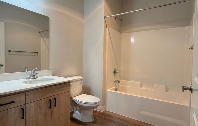 1 bed, 1 bath, 791 sqft, $1,350, Unit C313