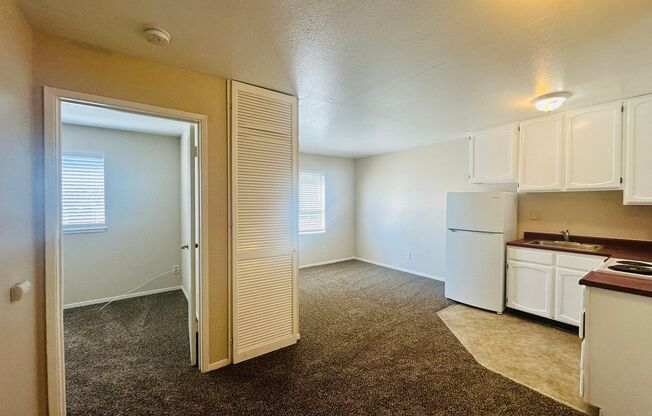 1 bed, 1 bath, 400 sqft, $1,475, Unit Unit 05