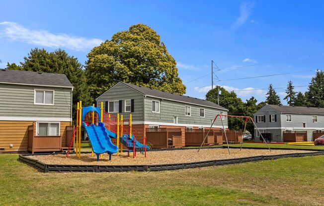 Awesome Townhomes in Lakewood!