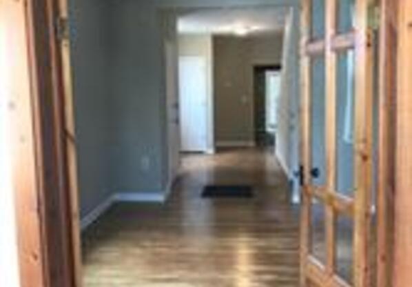 235 RIVERVIEW AVE