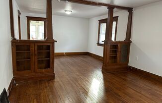 2 beds, 1 bath, $725