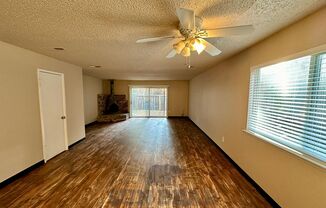 3 beds, 2.5 baths, $2,500