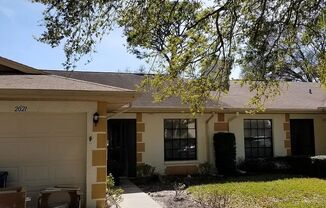 Villa in Bayside Meadows