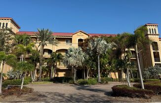 3 beds, 3 baths, $3,000, Unit # 204