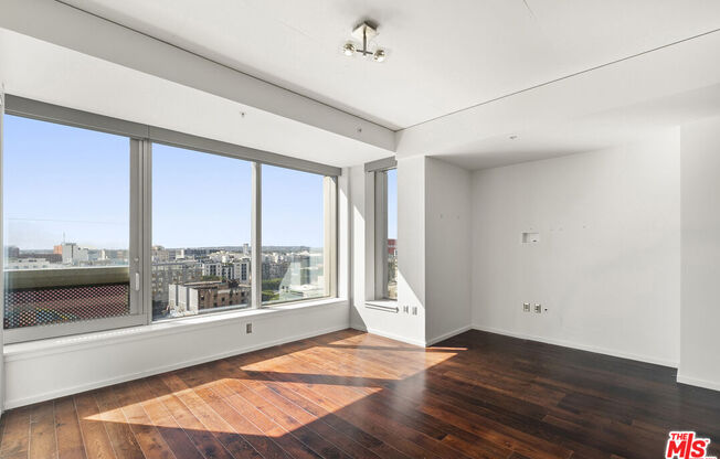 1 bed, 1.5 baths, 1,120 sqft, $4,000, Unit 1103